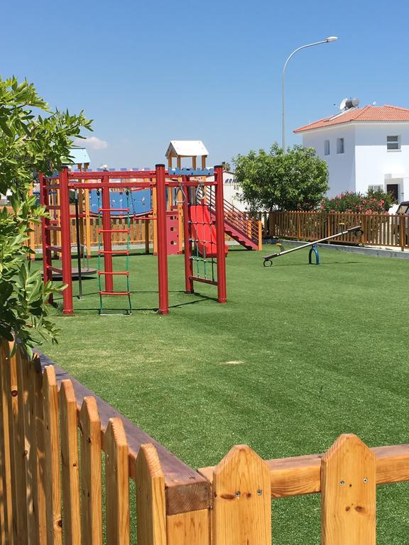 Mythical Sands Resort - Antonios Paralimni Exterior foto