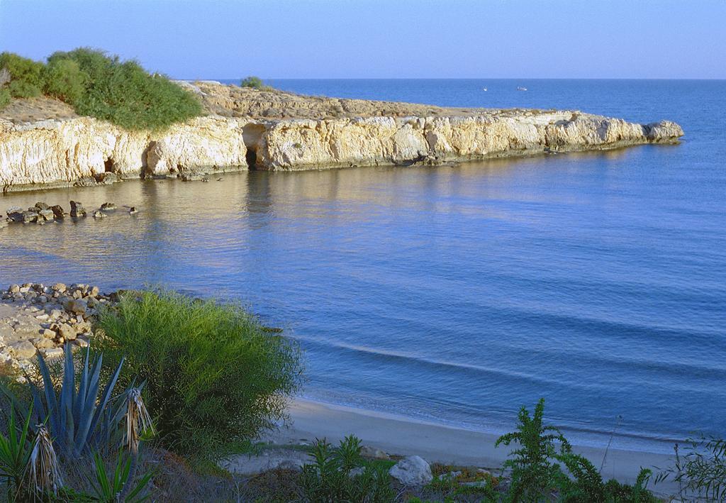 Mythical Sands Resort - Antonios Paralimni Exterior foto