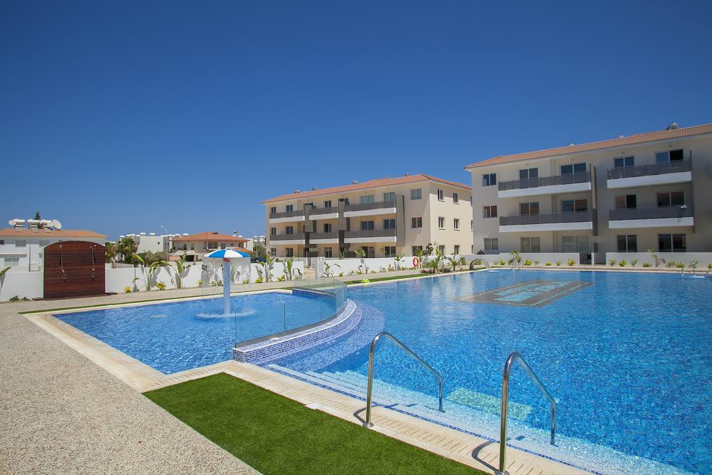 Mythical Sands Resort - Antonios Paralimni Exterior foto